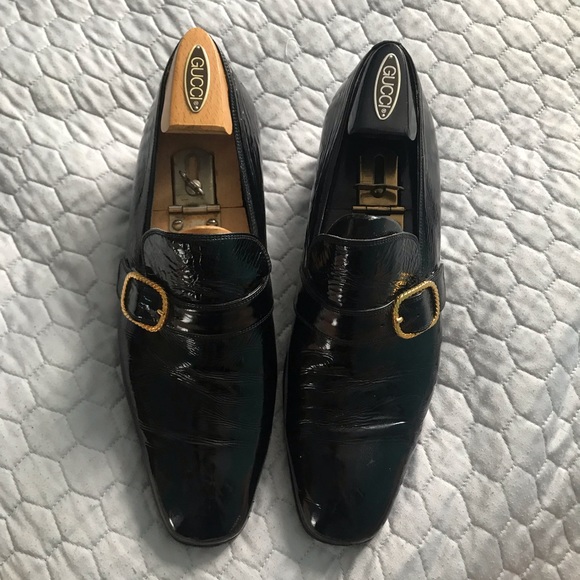 mens black dress shoes with gold accents